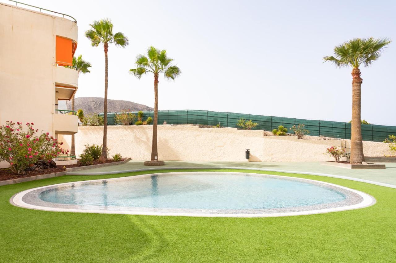 Soleado Apartamento Vistas Al Mar Los Cristianos Los Cristianos  Esterno foto